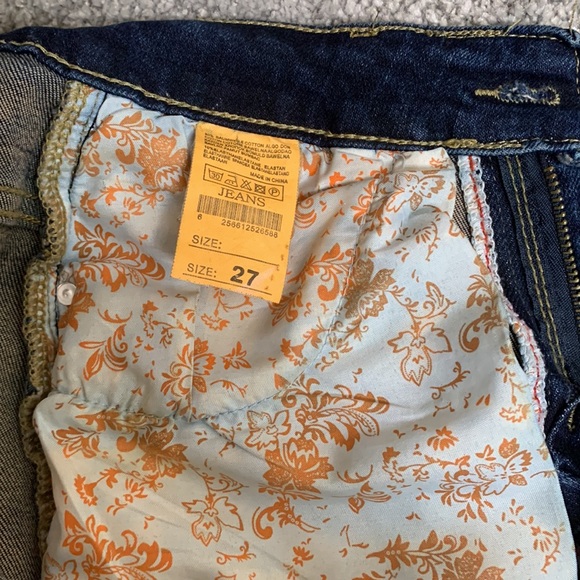 90% Cotton Jeans - Picture 3 of 5